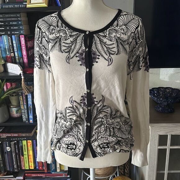Escio Size Large Black & Off white Floral Print Cardigan - Picture 1 of 5